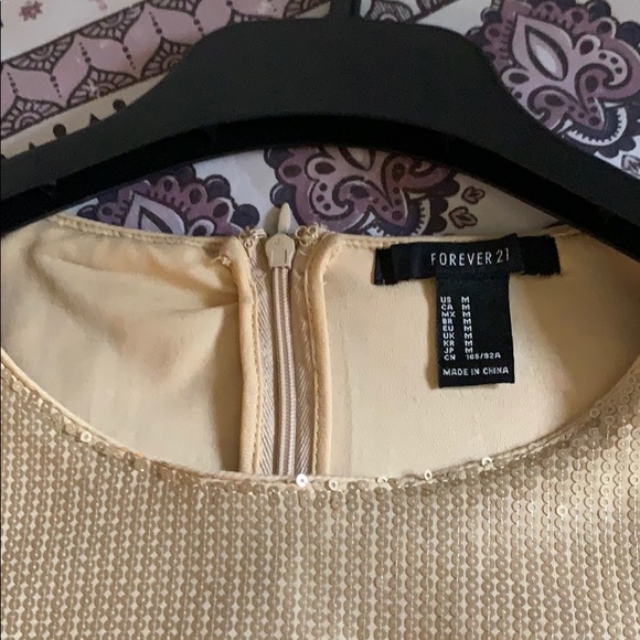 Gold mini dress - Picture 3 of 3